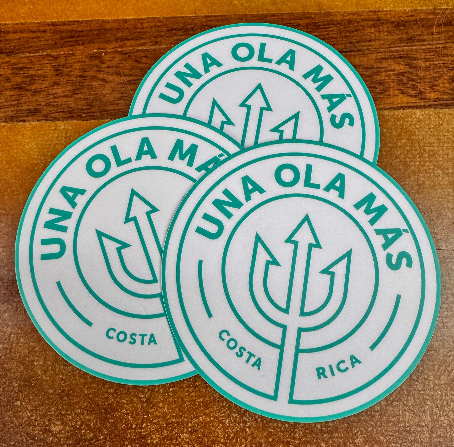 Costa Rica Una Ola Más 4" white/teal sticker